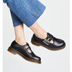 Dr. Martens Womens 8065 Mary Jane8065 Mary Jane